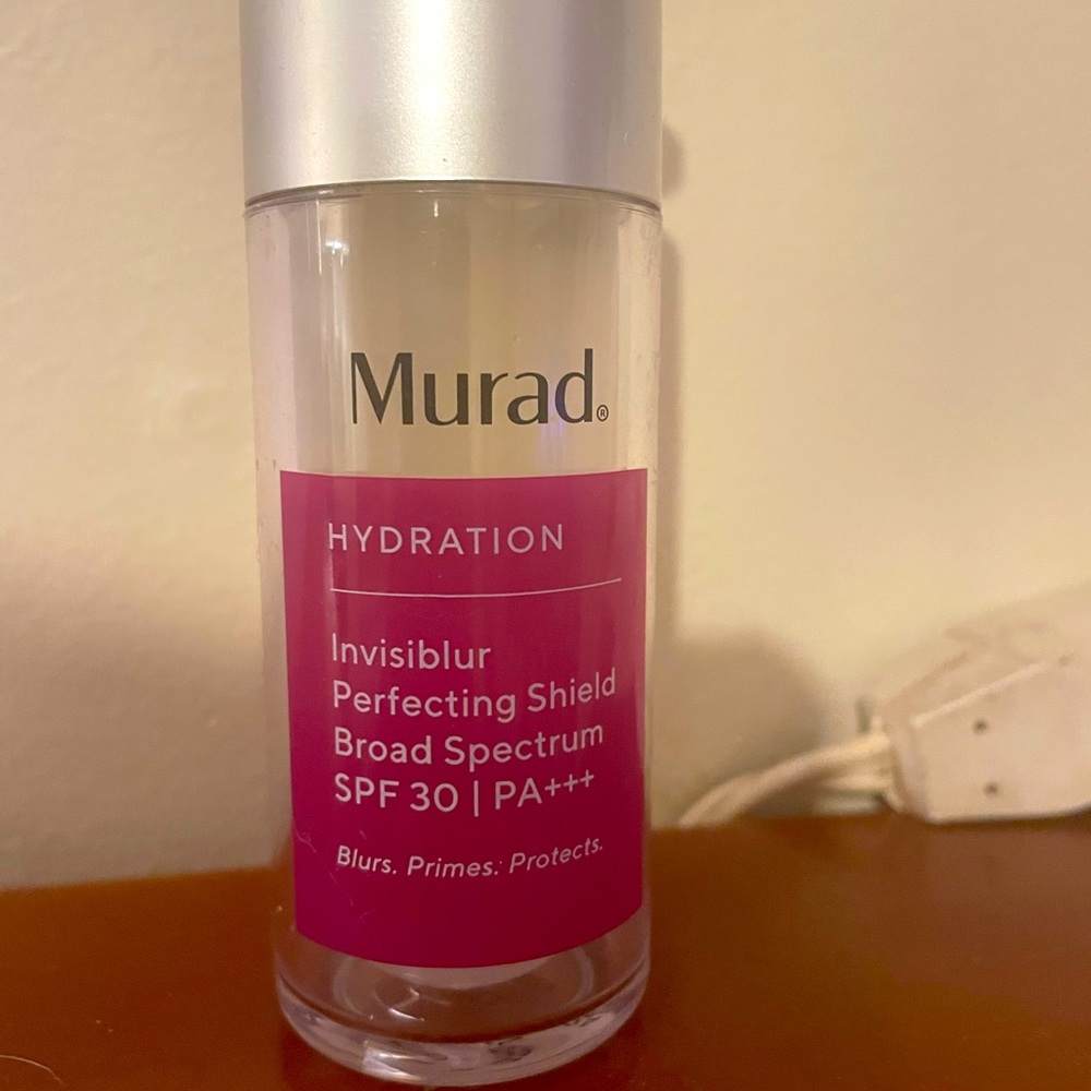 Murad invisiblur